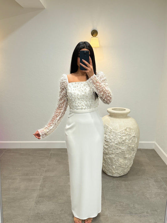 White Elegance Dress