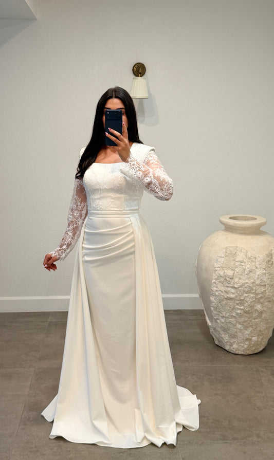 Lavina Dress