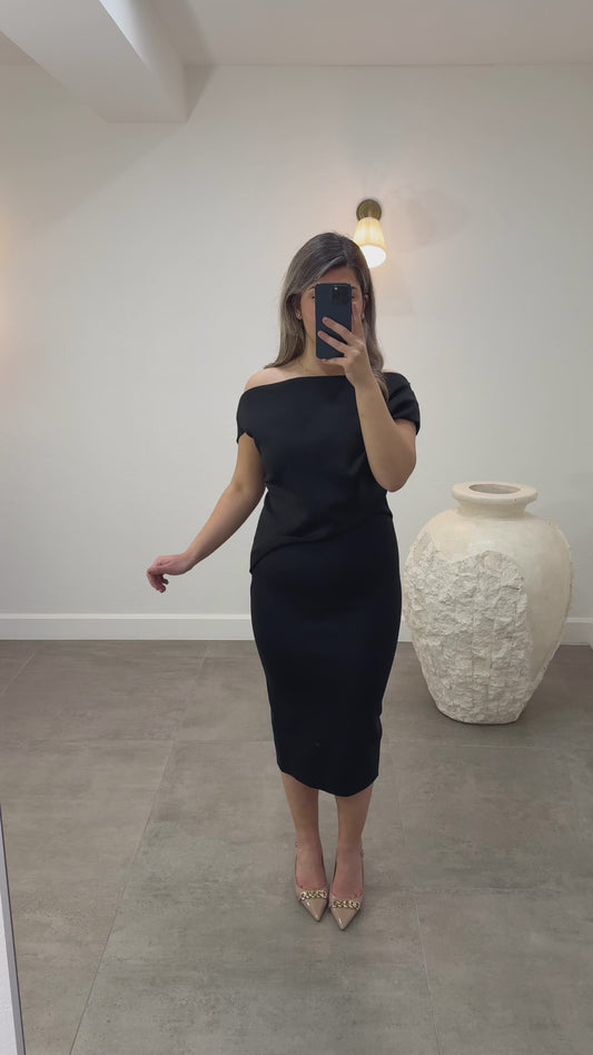 Pinar Dress
